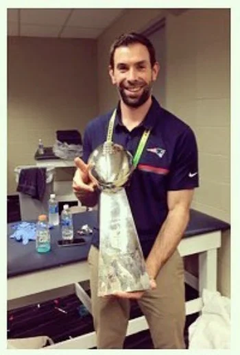 Dr TJ Hagan Dr. Hagan is a graduate of New York Chiropractic College (NYCC) and brings to the practice a passion of working with athletes and active individuals. He currently serves as chiropractic consultant to the Boston Red Sox, the New England Patriots, and Harvard University Sports Medicine.