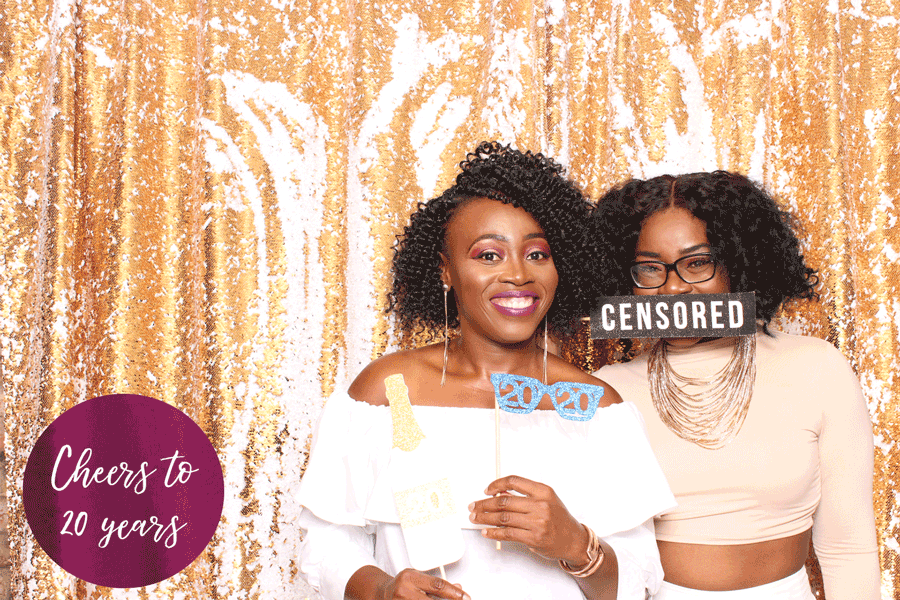 The perfect way to capture a photo bomb! - The Proper Booth