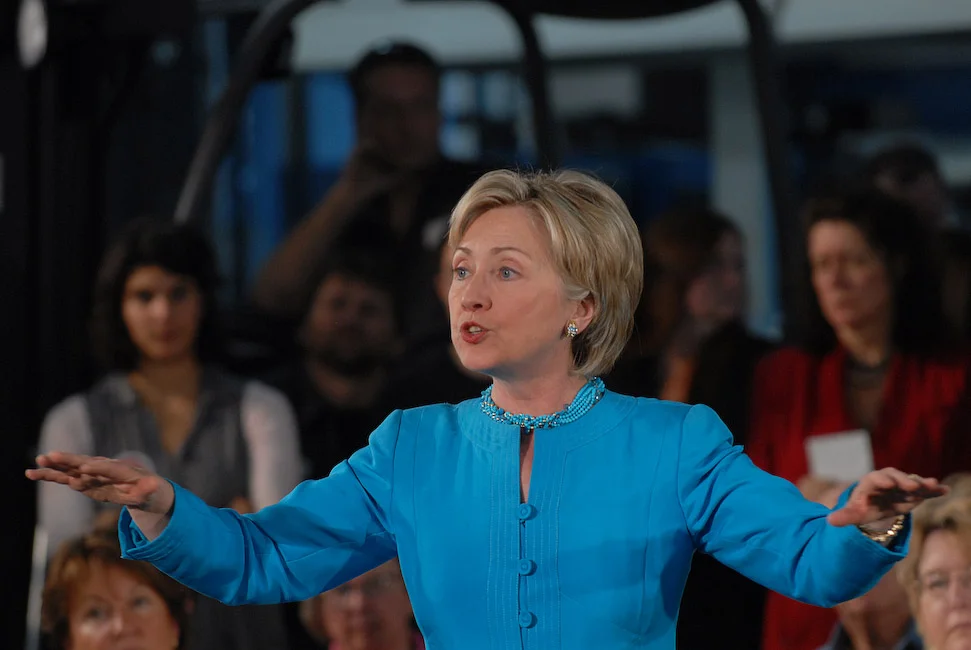 Hillary_12.jpg