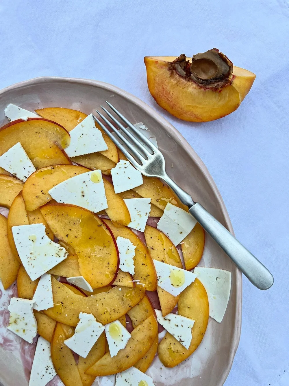 Part 2 of High Summer Fever Dream, including @pageandplatestudio's luscious photos, is up on my substack! (Did you know it's free to subscribe?) This plate of peaches and ricotta salata has a secret tomato element ✨🍅🌿 In this post I get weird and s