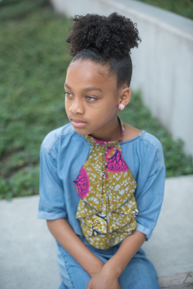 OLIVE GREEN/FUCHSIA AFRICAN ASCOT