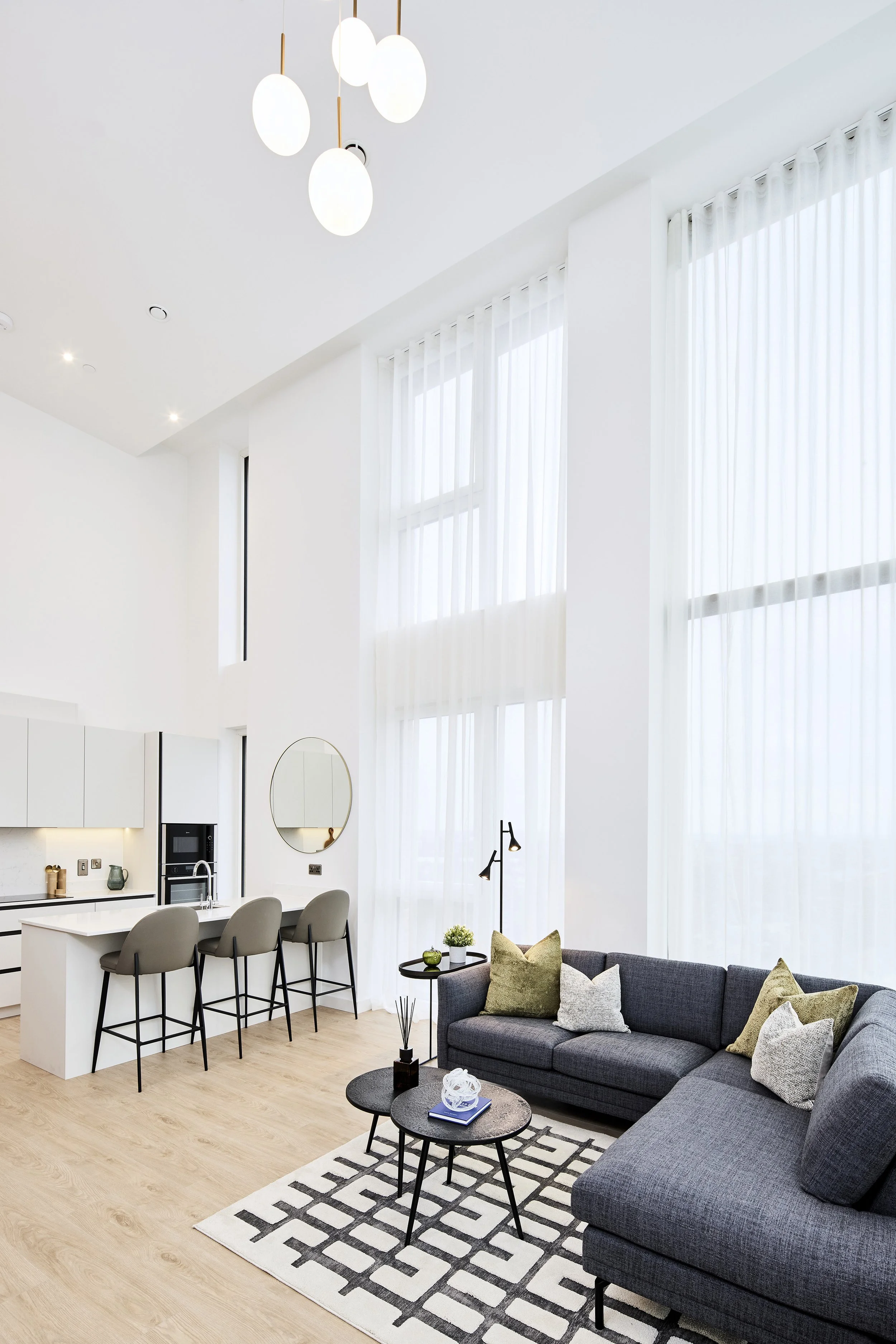 Eglinton Place_3 Bed Penthouse_02.jpg