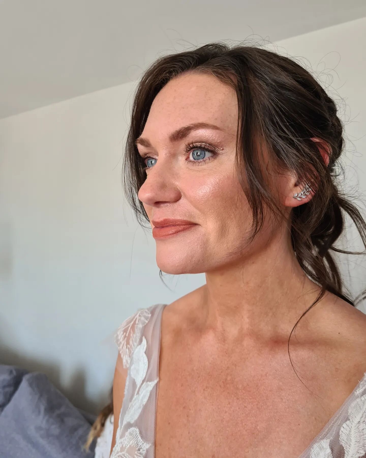 Sophie was my dream bride. Relaxed, effortless, sustainability conscious and an all round bloody lovely human 🧡

Cruelty free and vegan makeup doesn't mean you have to compromise on quality, longevity or luxury. There are so many options from smalle