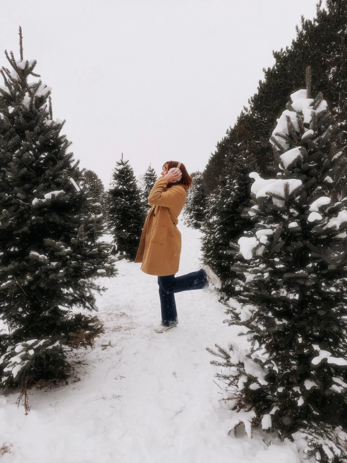 november🌲🪵✨❄️

#themostwonderfultimeoftheyear #christmastreefarm #treefarm #christmasseason #marriedlife #husbandandwife #wifelife
