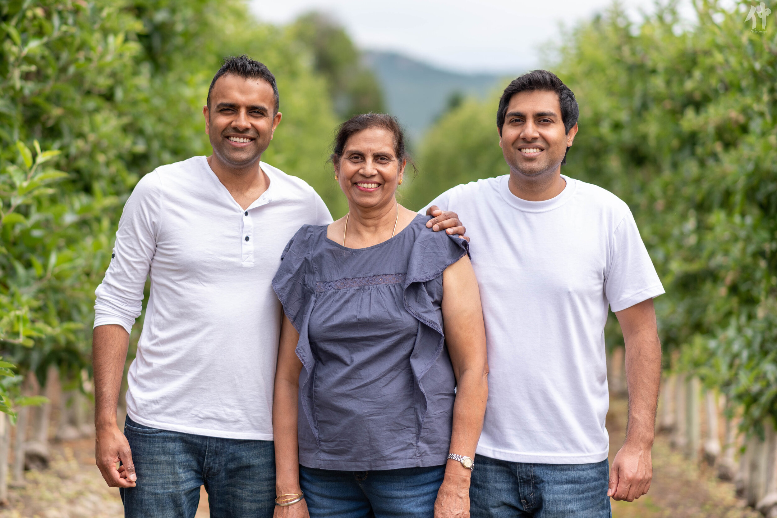 Kelowna Family Photographer Naka Image-9355.jpg