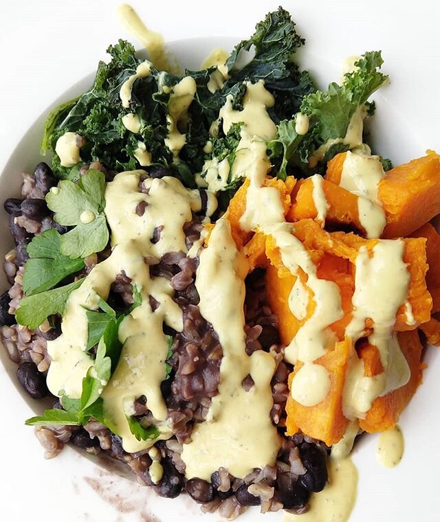 Looking for a quick, healthy and incredibly wholesome (did I mention delicious?!) lunch that's ready in 5 mins? 
For your next meal prep, bake some sweet potatoes, stir up some tahini mustard sauce, and have kale and beans + rice on hand. 
This yummy