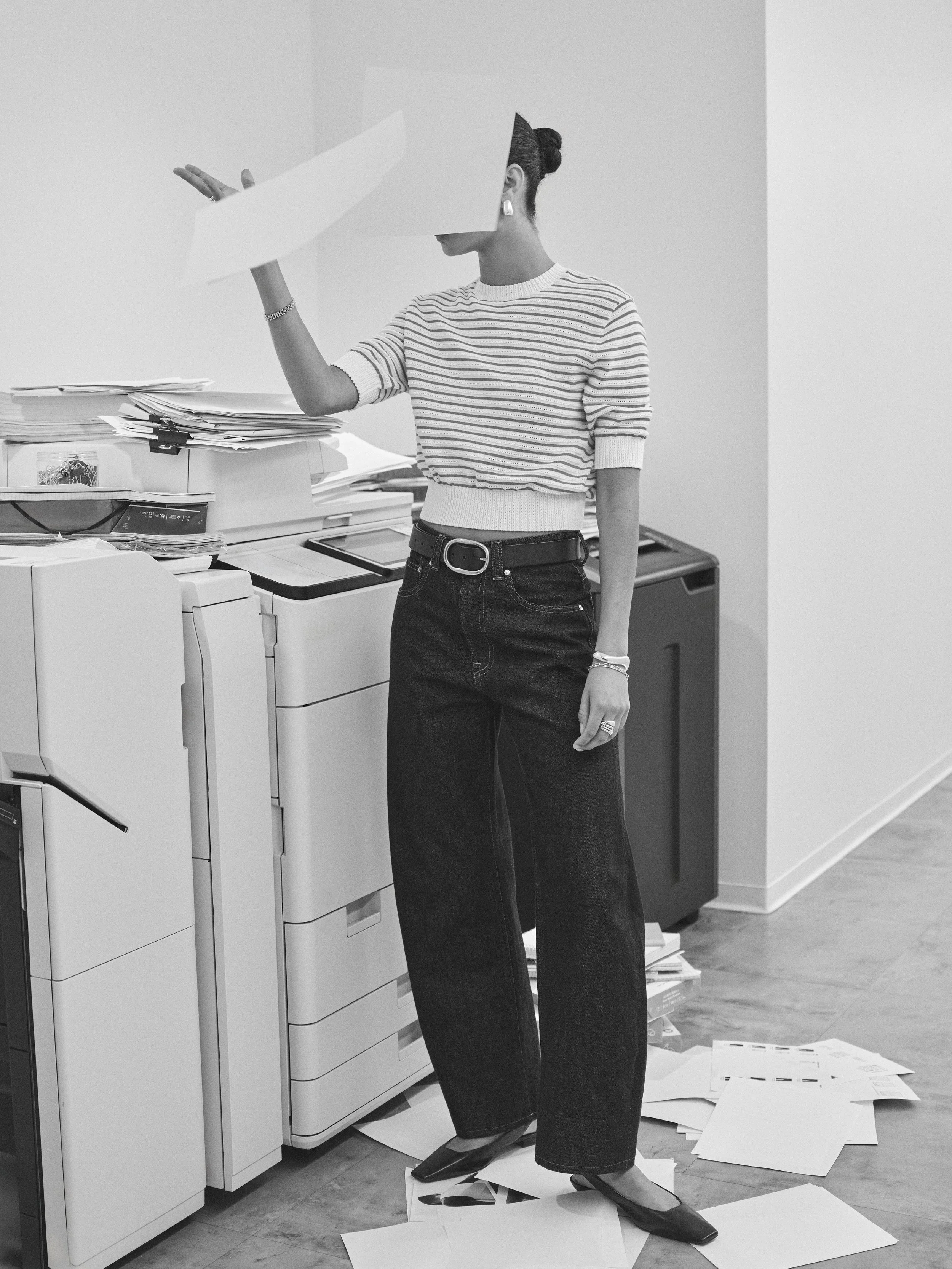 SP25M_APR_JeanstoWork_05_113_BW_web.jpg