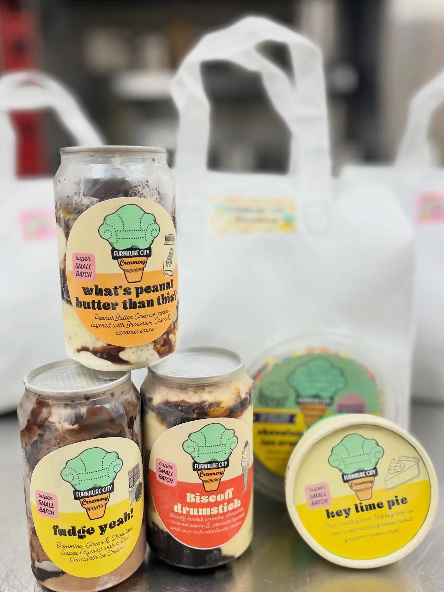 Hosting a party or office celebration? We&rsquo;ve got dessert covered 🍦

Our Mini Party Pack options are perfect for gatherings of 100 or less&mdash;easy, fun, and guaranteed to be a hit.

✨ Ready when you are &ndash; schedule a convenient pick-up
