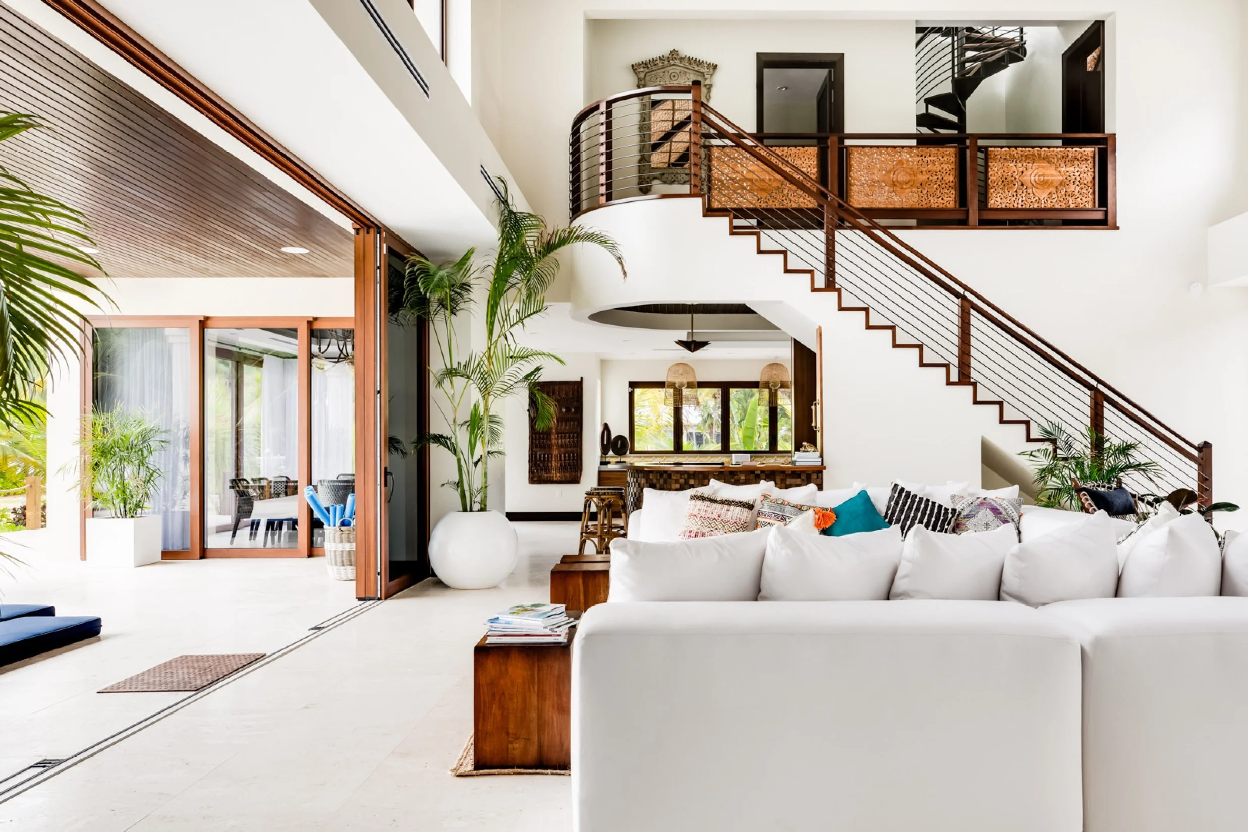Living Room .jpg