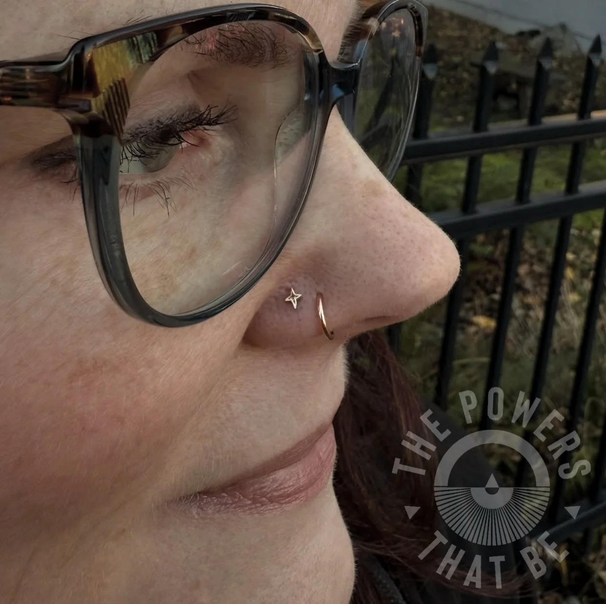 For that perfect pop of subtle color, the Divinity end from @emberbodyjewelry ✨

These pieces went quick, and we can see why🤩

Fresh nostril piercing done by @rlebron19 who is in the studio today - Saturday 👏🏽