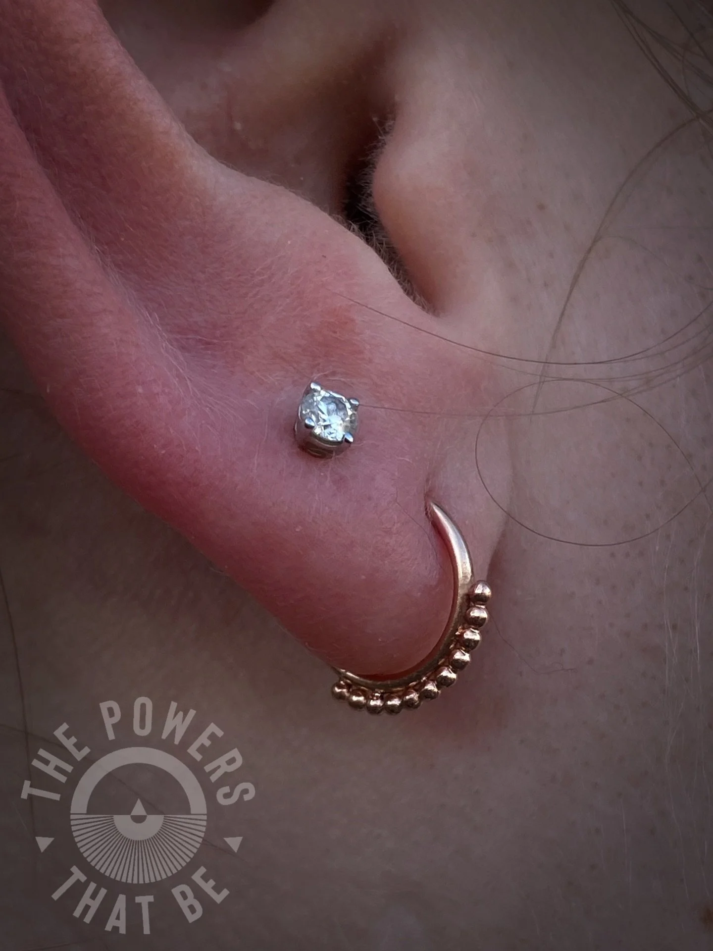 Beaded Baddies are one of our favorites around here💅🏽

Not only do they look great in septums and daiths, but they also look pretty stunning in lobes 👂🏽 

Lovingly made by @virahandmadejewelry 🧡