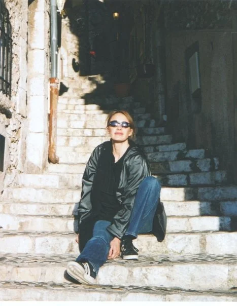 Returning to France 15 years later, with increased social status from experiencing white privilege in the US.