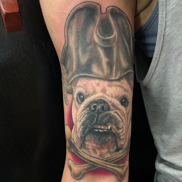 Had so much fun with this one part fresh part healed swipe right for video. Thanks for lookin!! #piratedog #tattoo #dogtattoo #pirate #dog #colortattoo #piratetattoo #ogden #utah #dogportrait #heavydutytattoo #utahtattoo #ogdentattoo #brandonlewismac