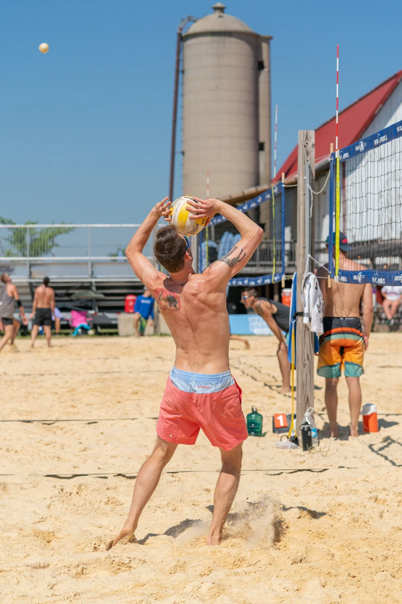 Pub, Set, Spike Clinic