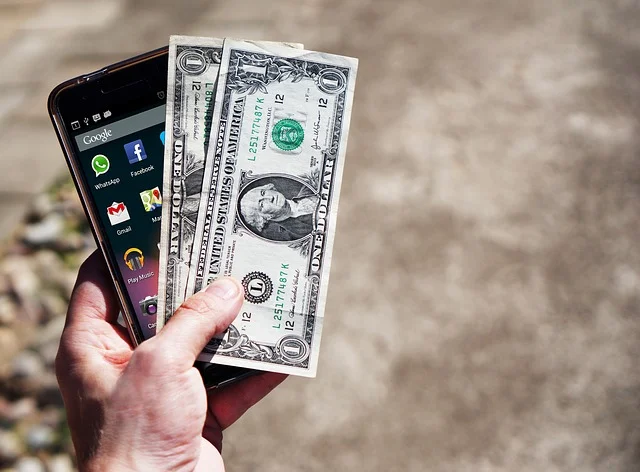 mobile-phone-money.jpg