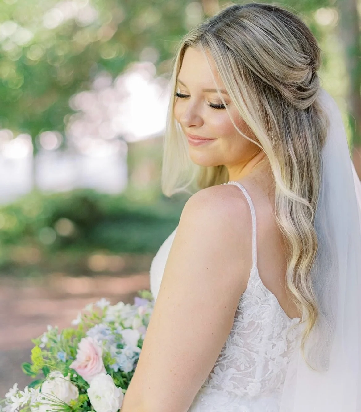 Bridal makeup &amp; hair by Mercedes 💍 
Photos by @marandaelyssephoto 📷