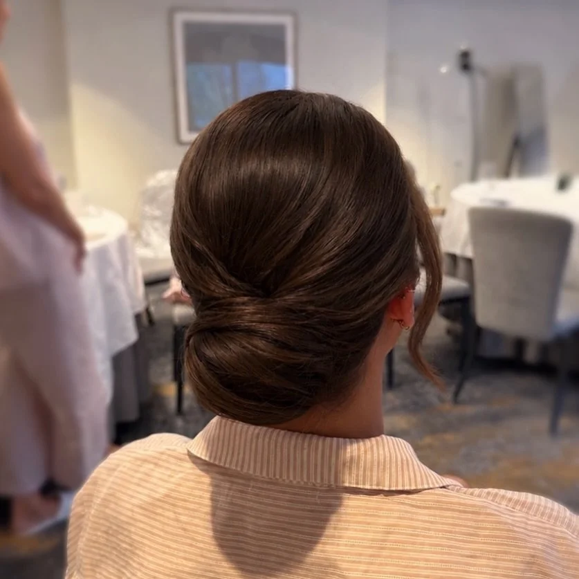 Soft, sleek, and timeless ✨ Low bun perfection for one of today&rsquo;s beautiful bridesmaids 💗

#BridesmaidHair #LowBun #SleekBun #BridalHair #WeddingHair #BridesmaidStyle #ElegantHair #SoftGlam #HairInspo #UpdoStyle #BridalBeauty #WeddingGlam #Mod