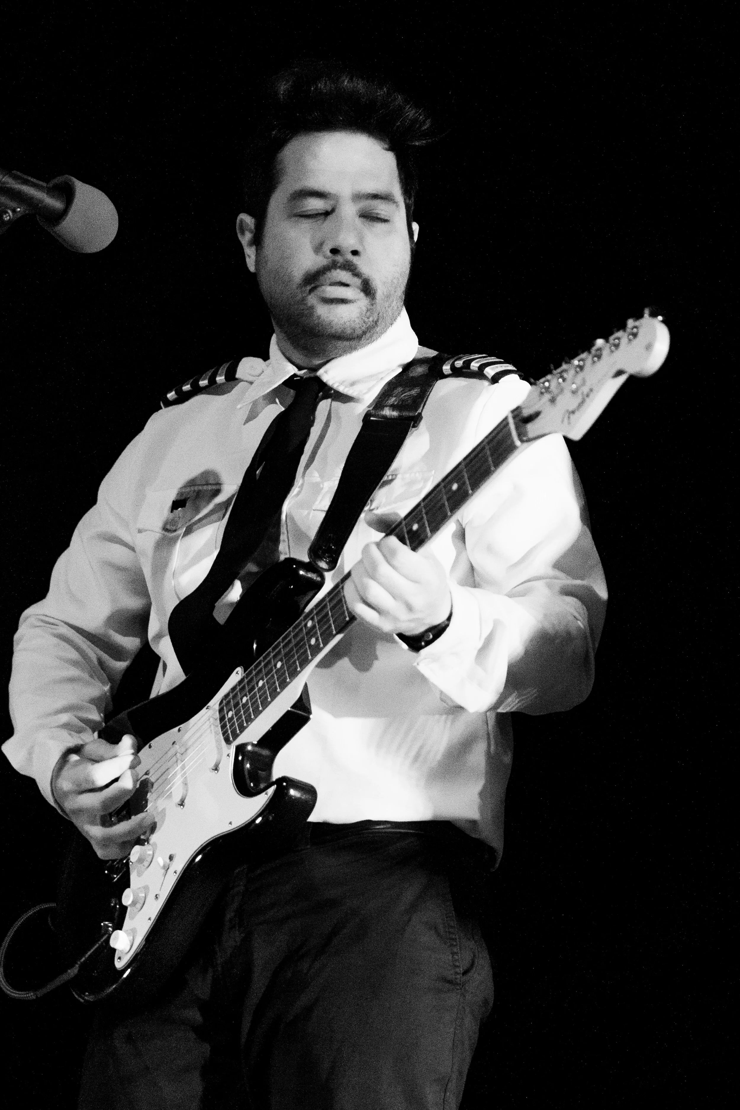 prism bitch bw-155.jpg