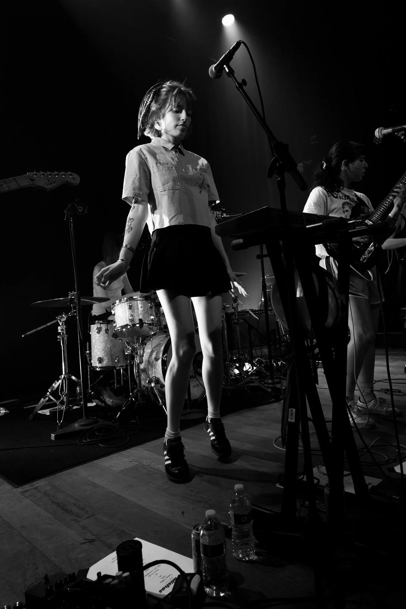 los bitchos LH bw-117.jpg