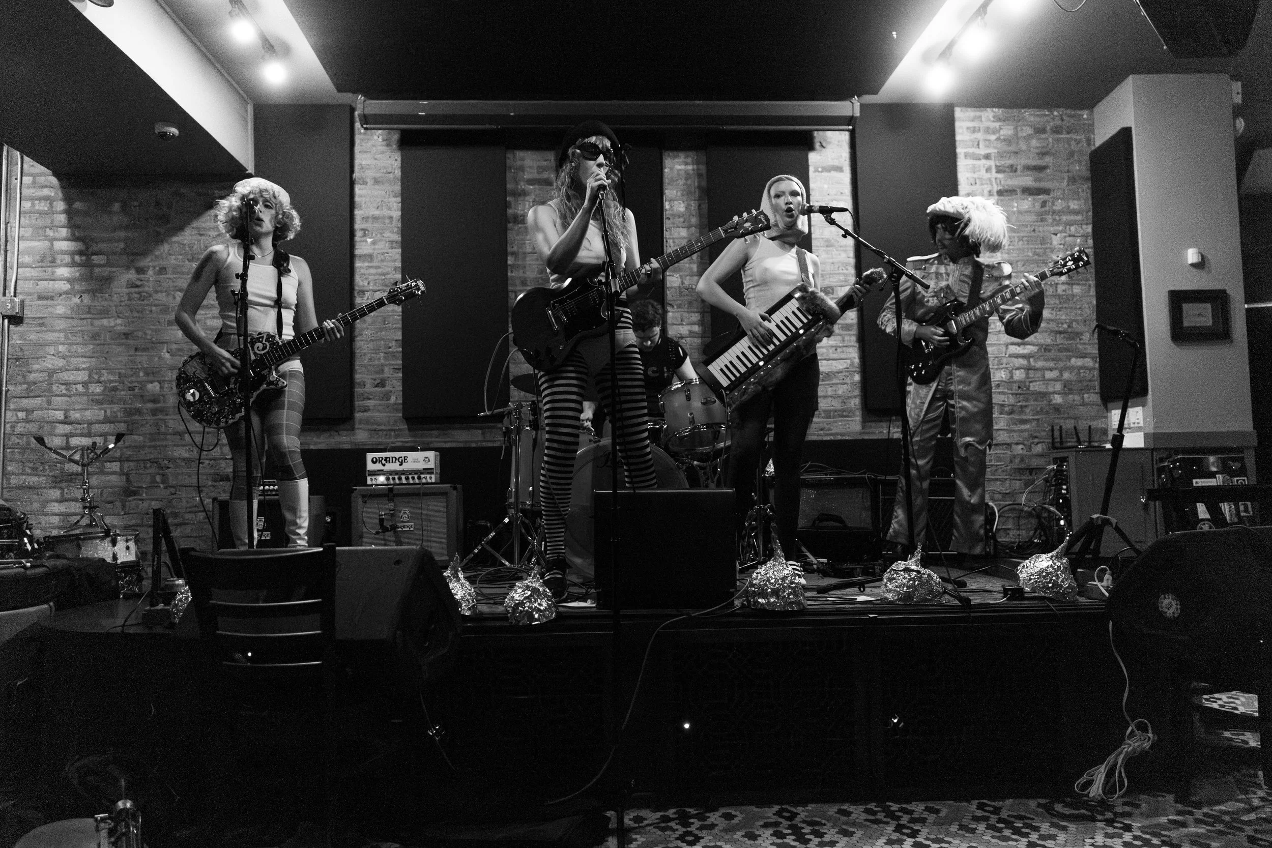jett girls '25 GM BW-1.jpg