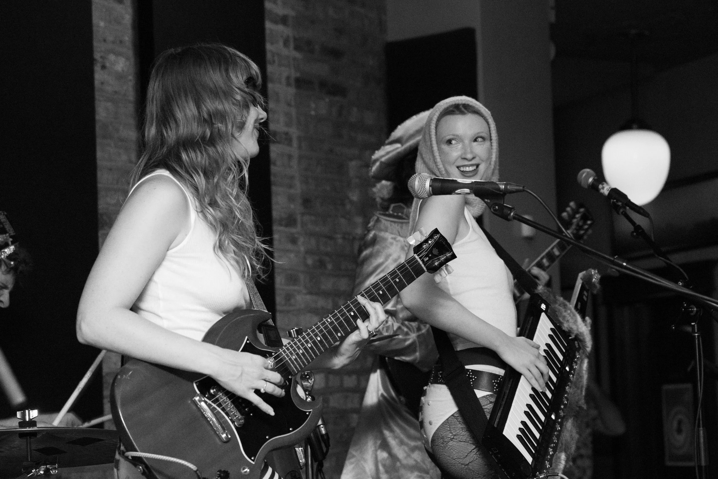 jett girls '25 GM BW-60.jpg
