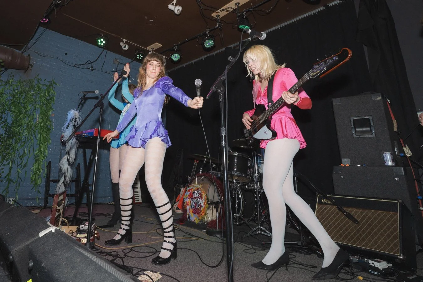 knee-his burlington color-250.jpg