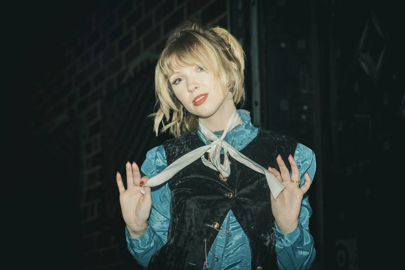 knee-his burlington color-2.jpg