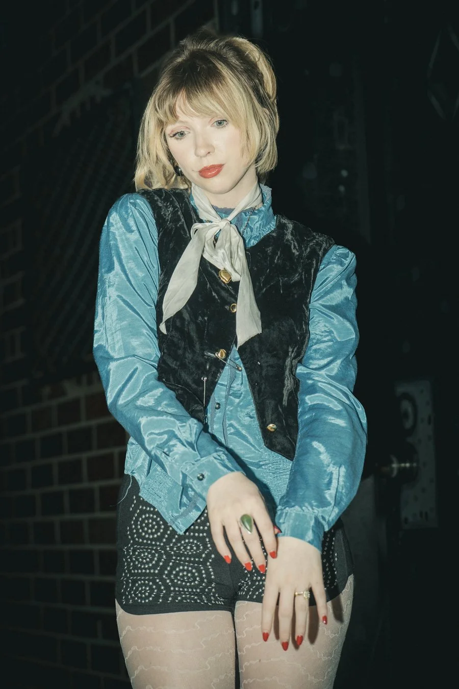 knee-his burlington color-4.jpg