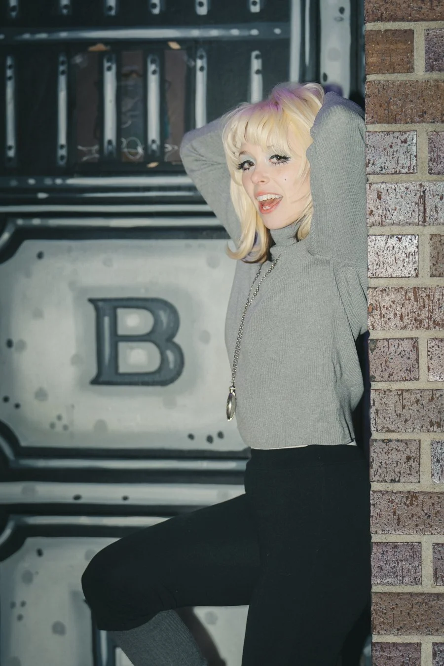 knee-his burlington color-3-2.jpg