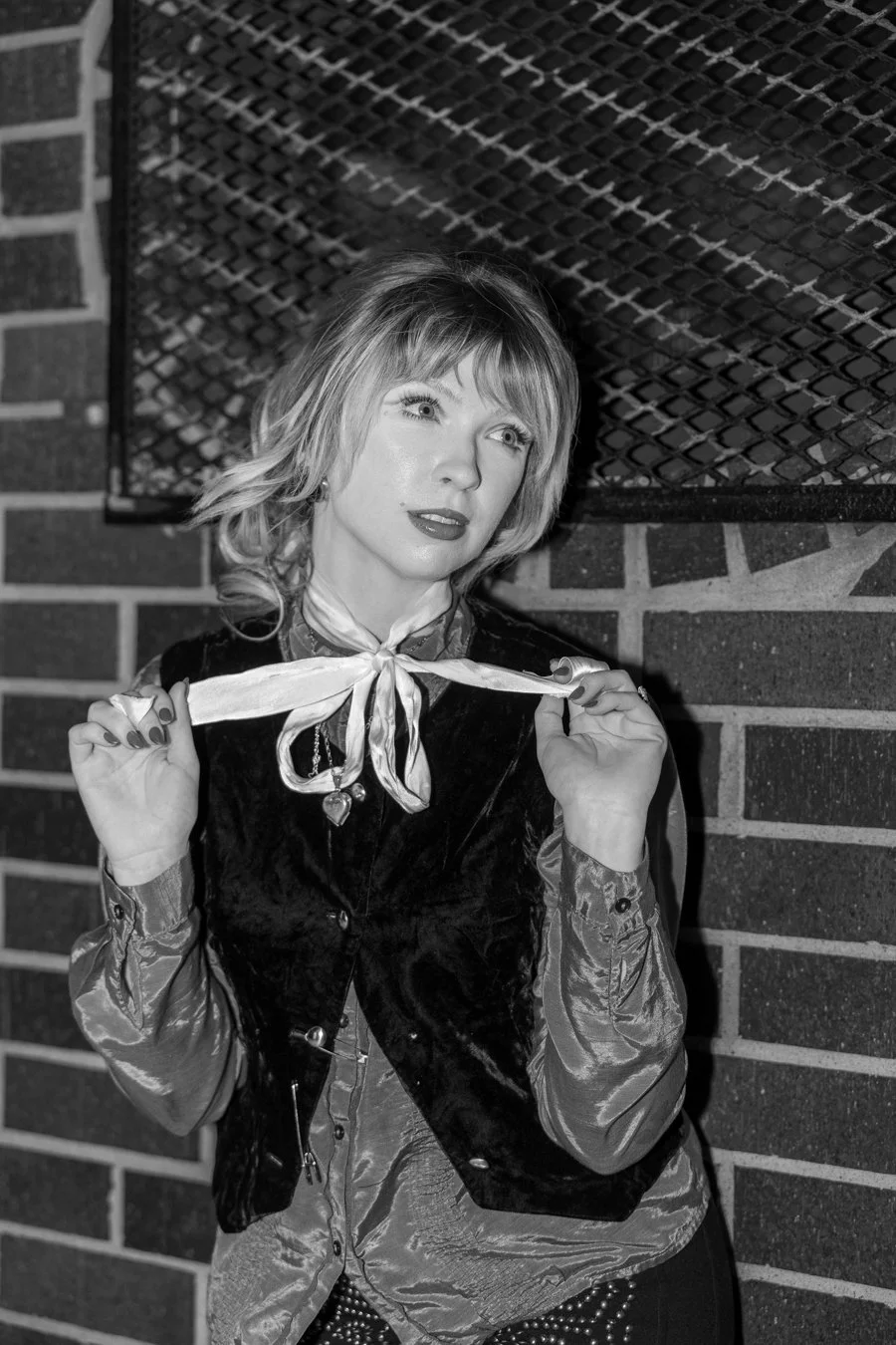 knee-his burlington bw-18.jpg