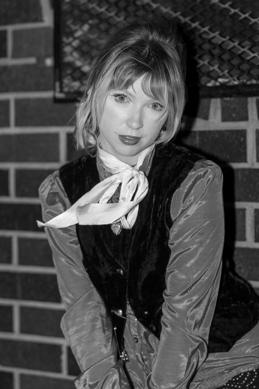 knee-his burlington bw-22.jpg