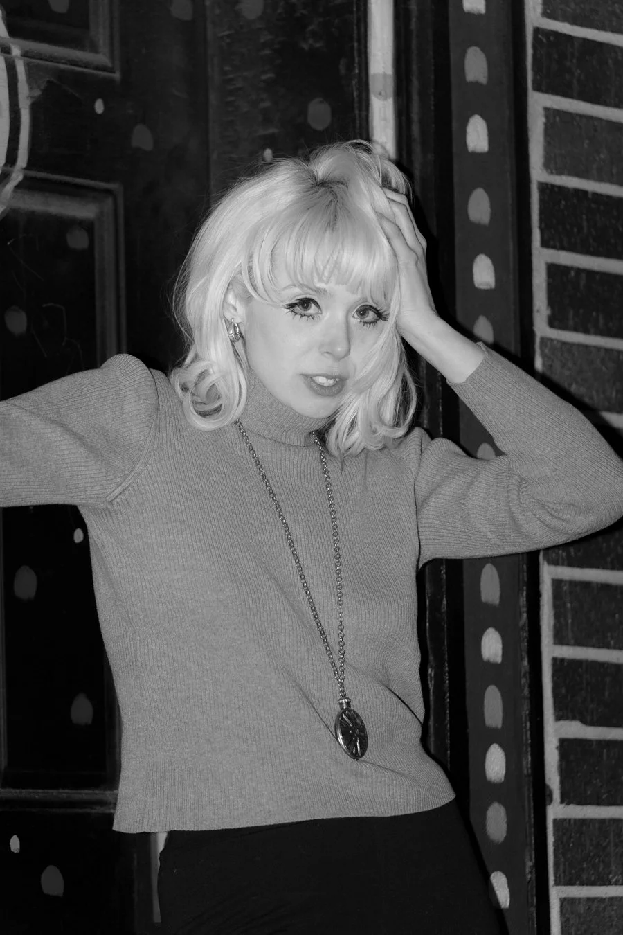 knee-his burlington bw-26.jpg