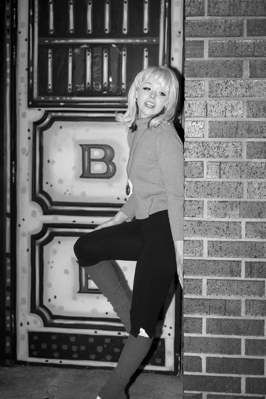 knee-his burlington bw-42.jpg