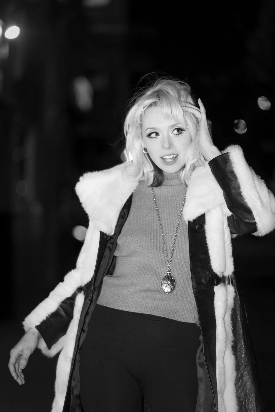 knee-his burlington bw-72.jpg