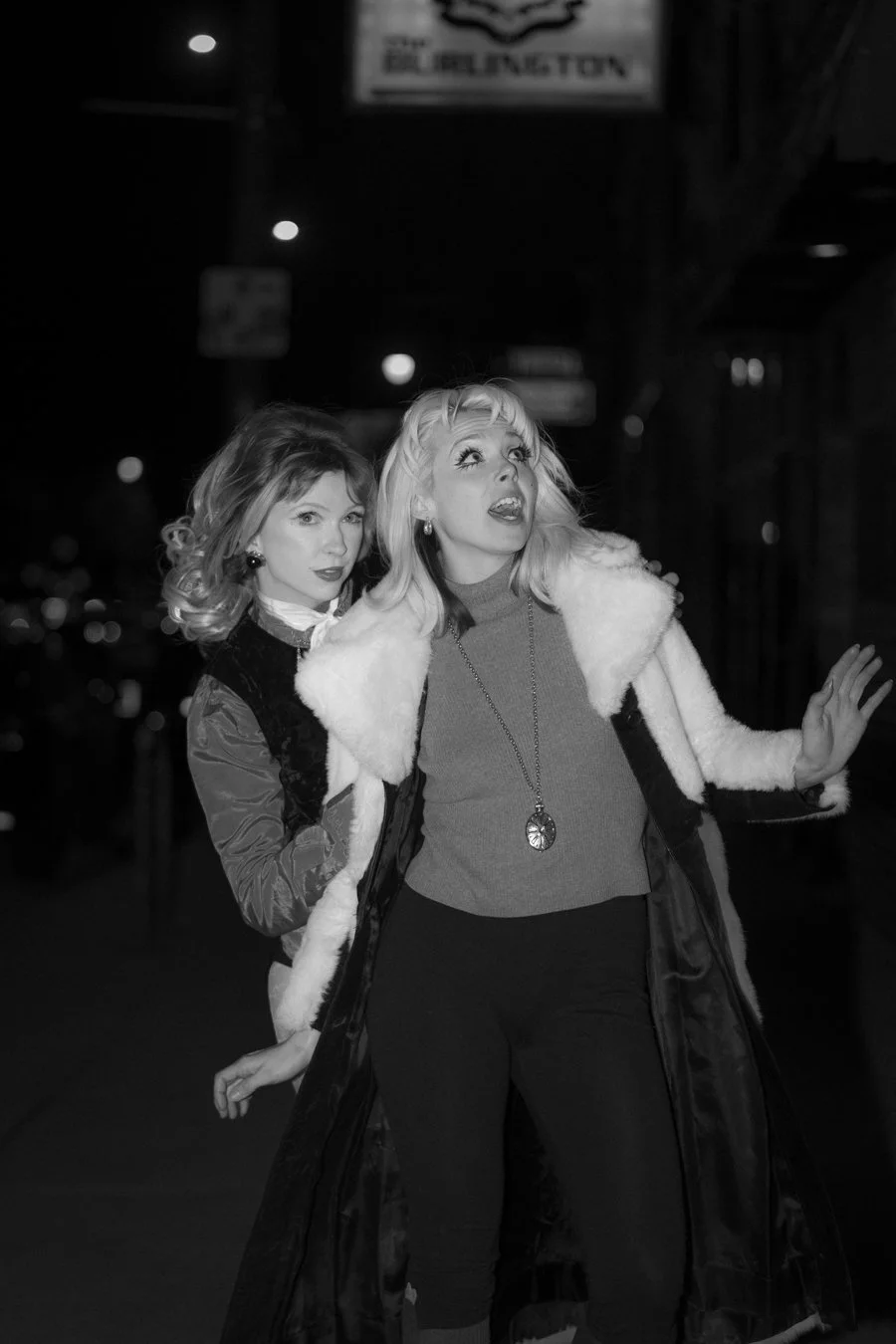 knee-his burlington bw-82.jpg