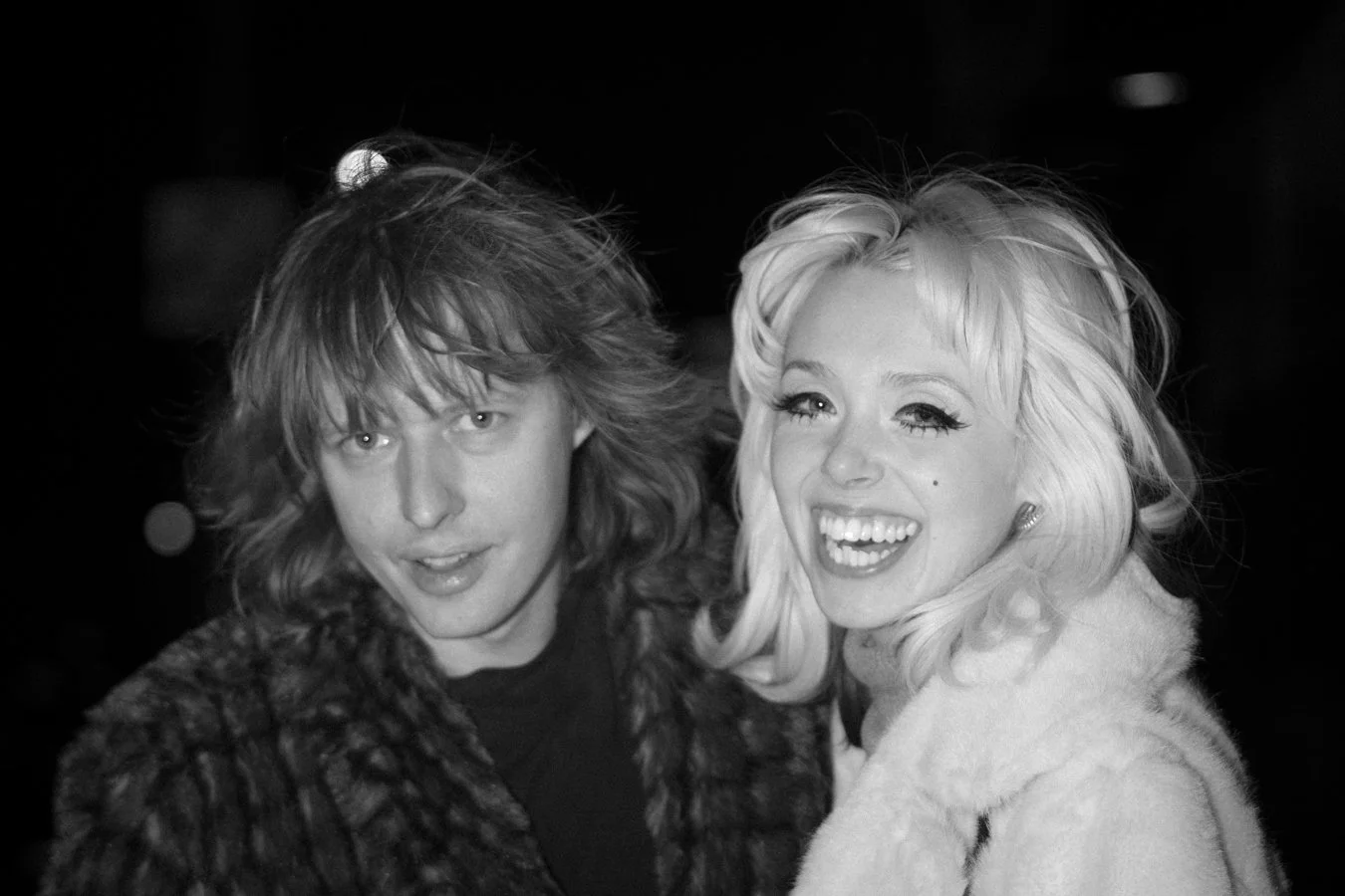 knee-his burlington bw-90.jpg