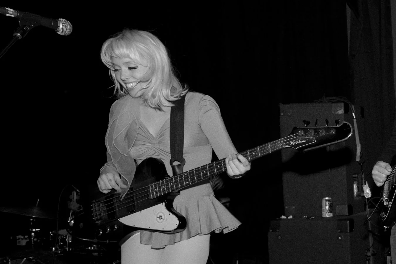 knee-his burlington bw-148.jpg