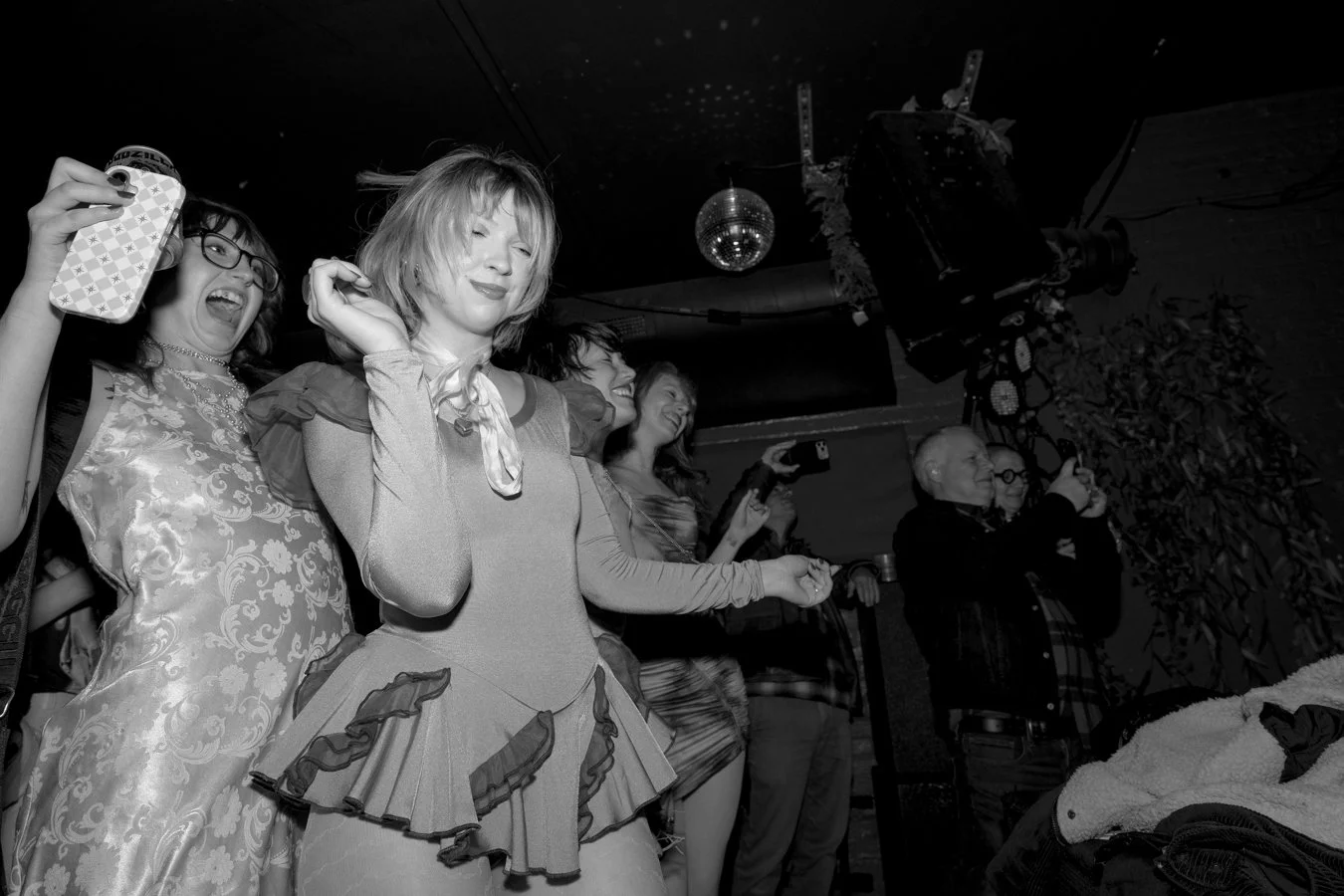 knee-his burlington bw-166.jpg