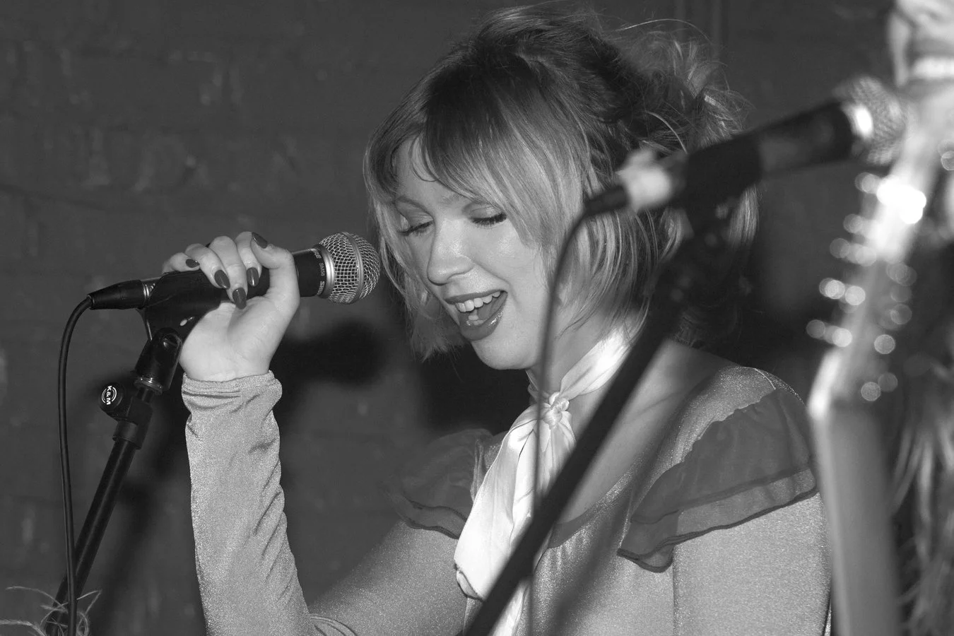 knee-his burlington bw-190.jpg