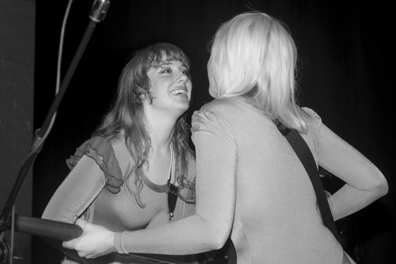 knee-his burlington bw-193.jpg