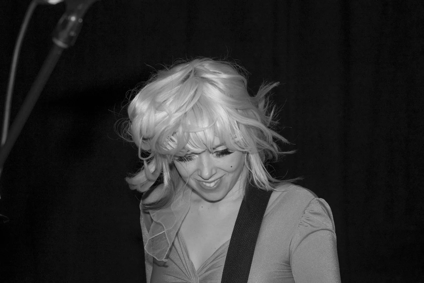 knee-his burlington bw-199.jpg