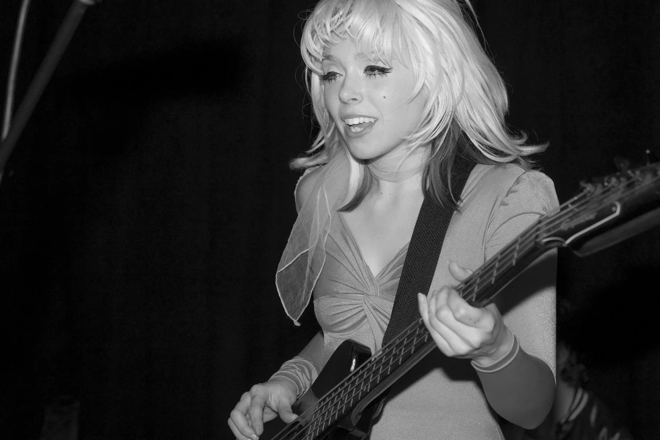 knee-his burlington bw-203.jpg