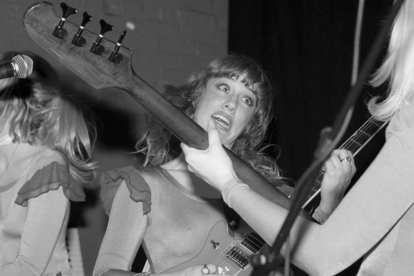 knee-his burlington bw-204.jpg