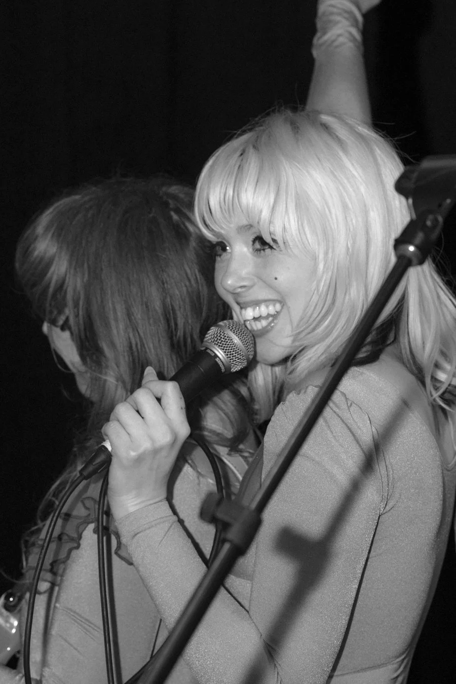 knee-his burlington bw-217.jpg