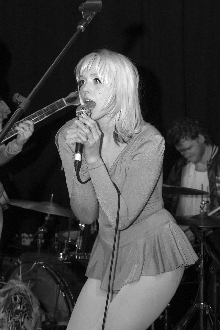 knee-his burlington bw-224.jpg