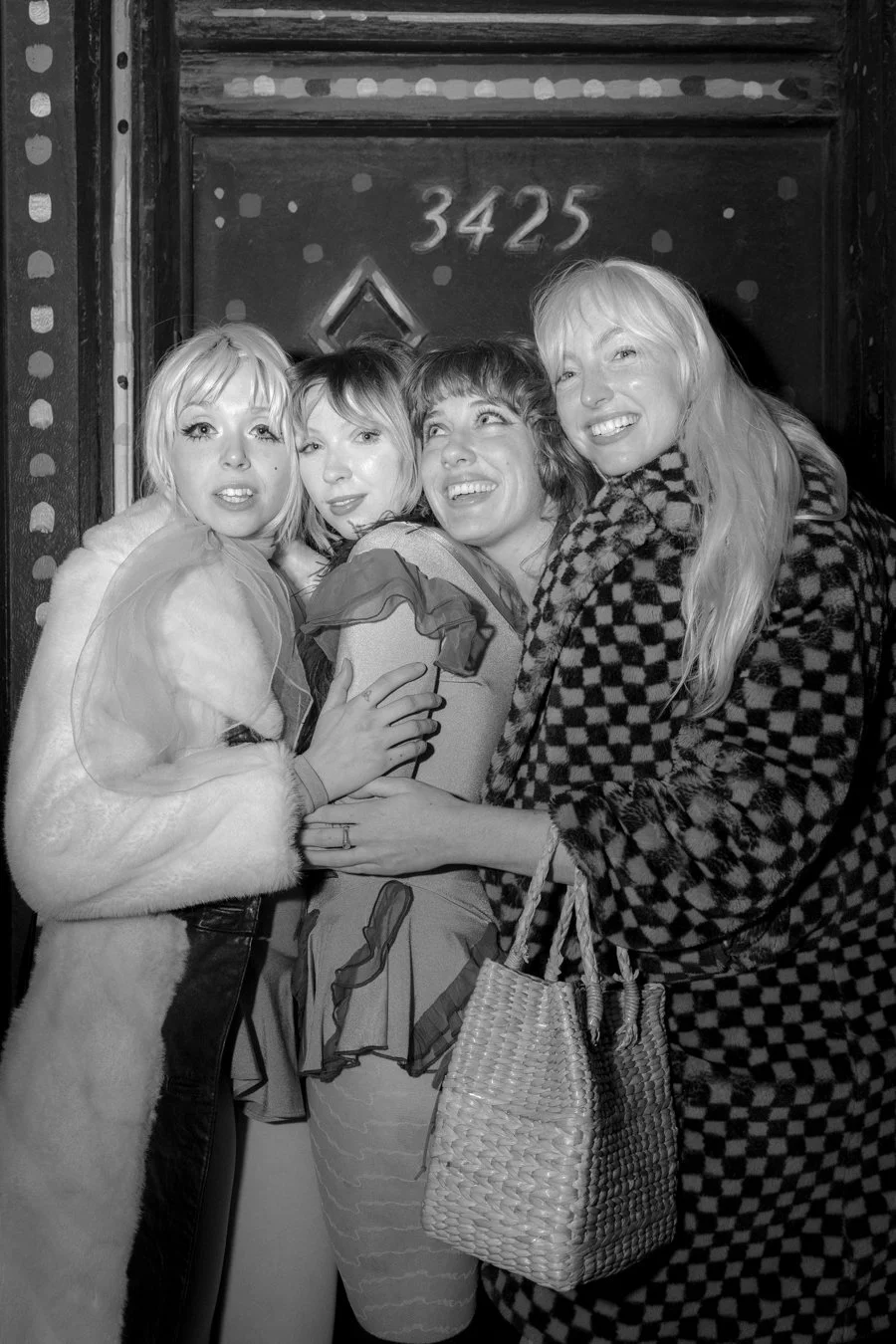 knee-his burlington bw-294.jpg