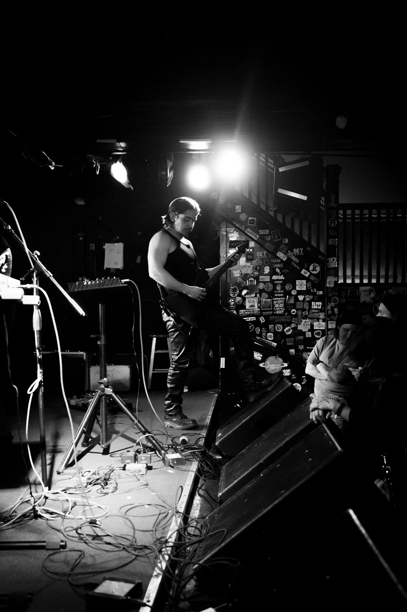 future nobodies bw -126.jpg