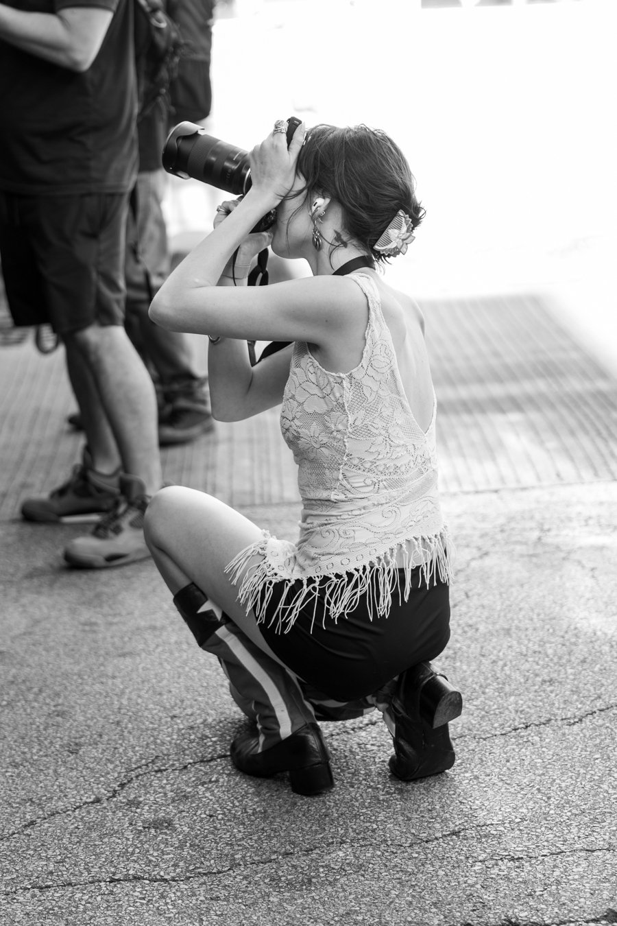 knee-his moto BW -119.jpg