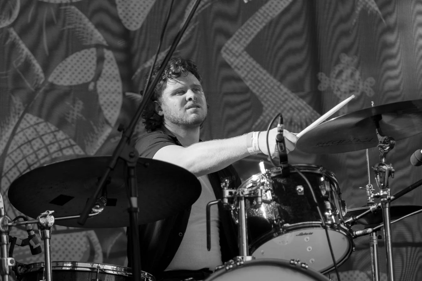 knee-his moto BW -147.jpg