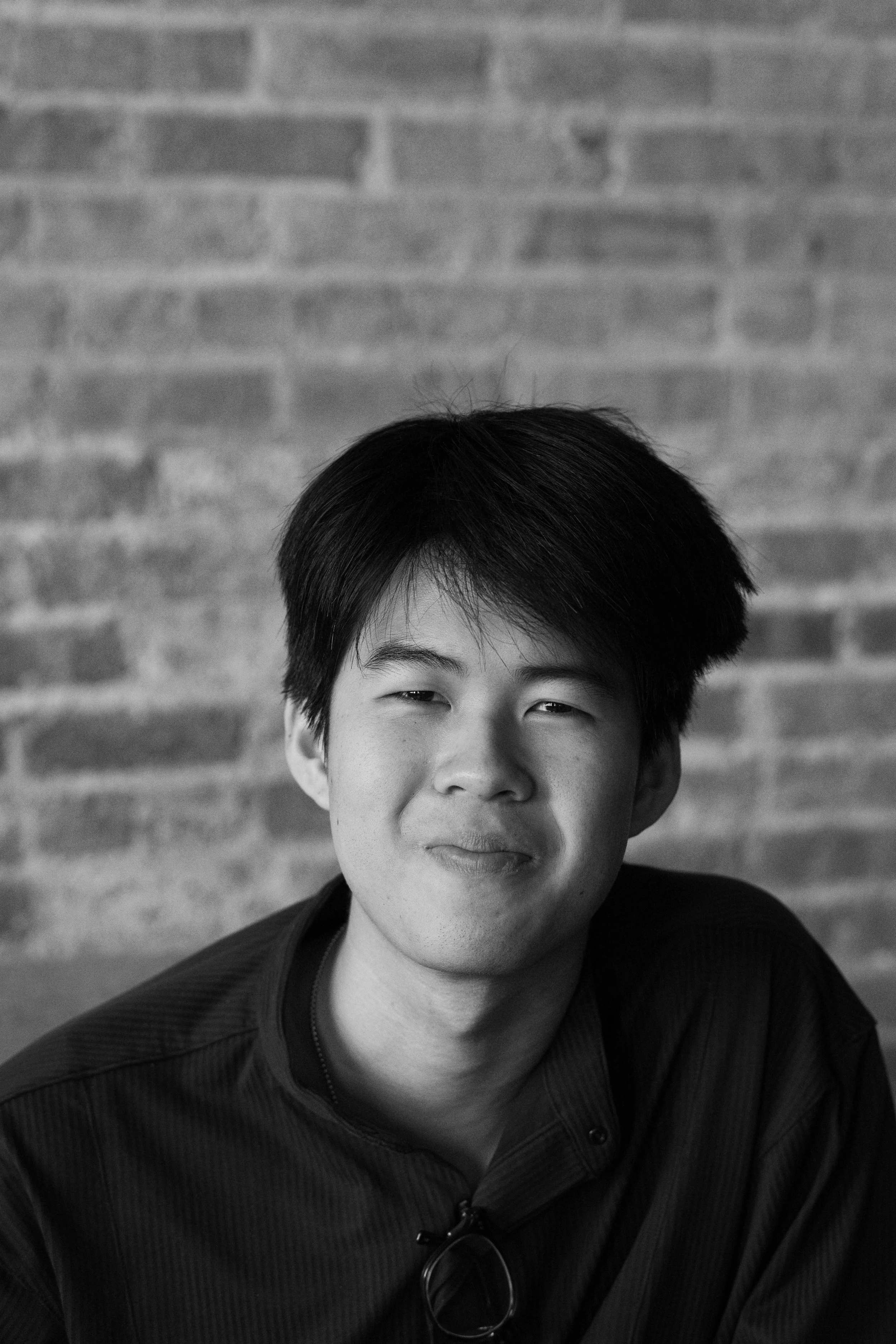 martin bw-100.jpg